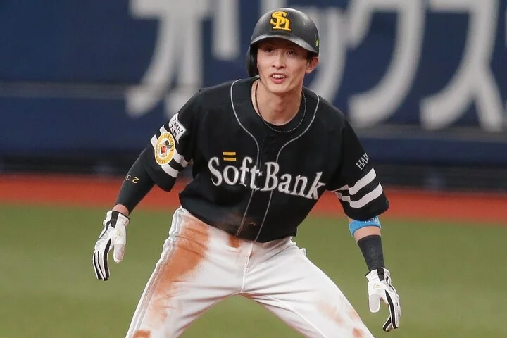 周東佑京の嫁は年上美人？馴れ初めや家族についても調査